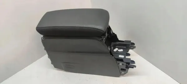 Accoudoir console centrale OEM 9823377380 Peugeot 2008 image 2