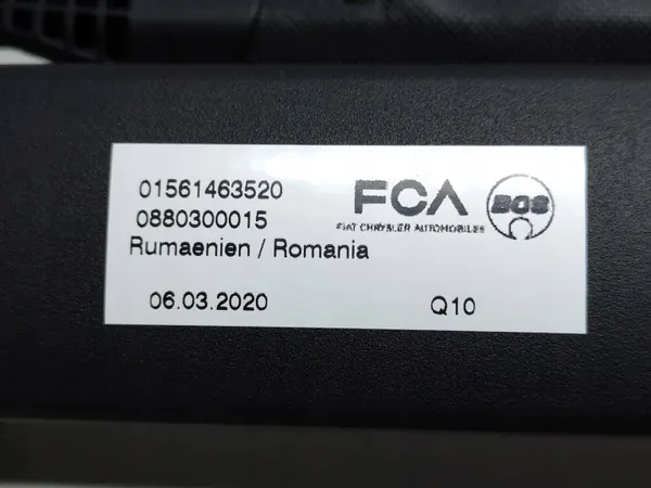 Alfa Romeo Stelvio tavaratilaurulla OEM 01561463520-ORYG(14) image 8