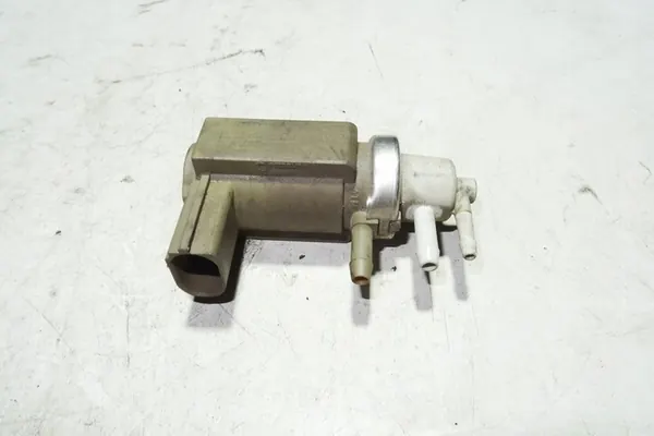 Válvula eletromagnética AUDI A6 2.5L diesel 059906627C image 3