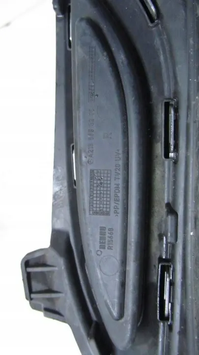 Mercedes W213 Rechter Achter Uitlaatscherm OEM A2138853200 image 5