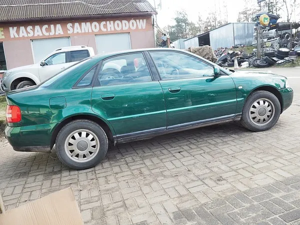A4B5liftWKŁZAM Lukon Lisäosa Audi A4 B5 Lift 99-01 image 6