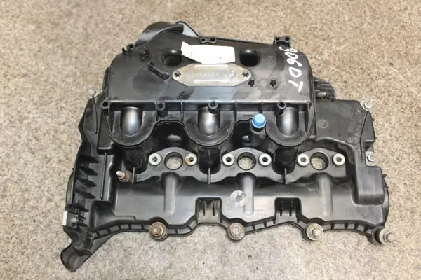 Land Rover Venttiilikansi Vasen OEM 9X2Q9424EA image 2