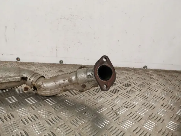 Subaru Avgasljuddämpare OEM FBZ4747 - Begagnad image 3