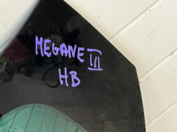 Vitre arrière hayon OEM SZYBA TYLNA KLAPY TYLNEJ image 3
