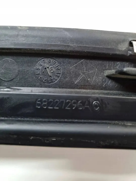 OEM 68227296AC Joint Vitre Arrière Droit Chrysler image 3