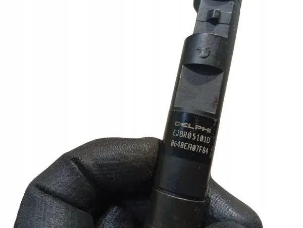 Inyector Renault Clio III 1.5 DCI 8200676774 image 4