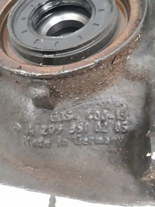 Mercedes-Benz takadifferentiaali OEM A2093510205 image 5