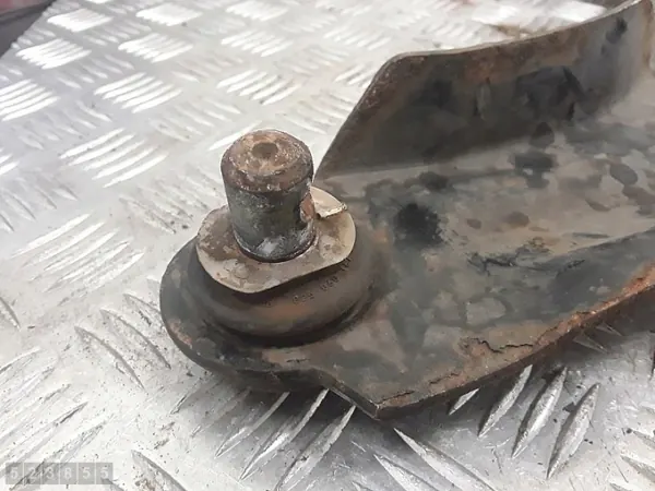 Brazo de suspensión Renault Captur OEM AM-523855 image 5