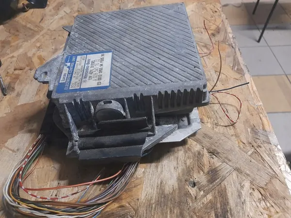 Moottorin ohjausmoduuli Mercedes-Benz OE A0165457632 image 3