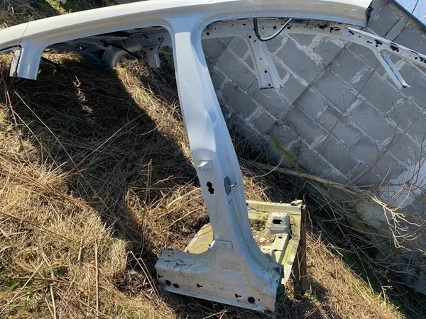 Panneau arrière gauche Range Rover Sport L494 OEM 2134567 image 1