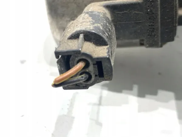 Régulateur de Pression Carburant OEM 5Q0201559E Skoda Superb III image 3