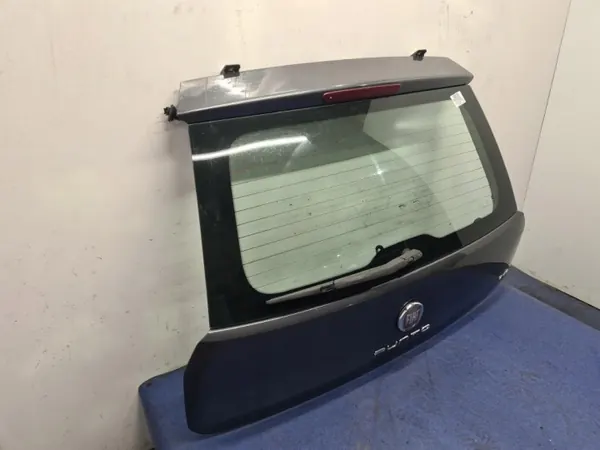 Fiat Punto Evo Baklucka OEM SIMAR-58576-354/B Begagnad image 4