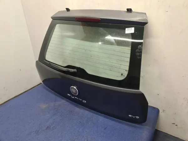 Fiat Punto Evo Baklucka OEM SIMAR-58576-354/B Begagnad image 6