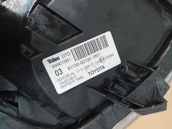 Faros delanteros derecho Valeo 81130-0D120 Toyota Yaris II image 4