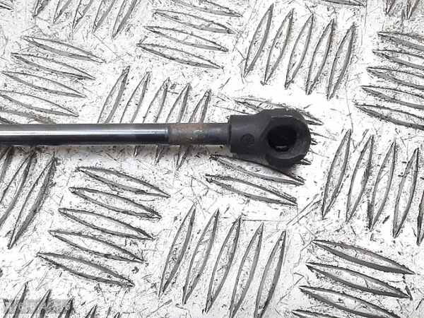 Renault Captur Verins de hayon OEM 700021056580 image 3