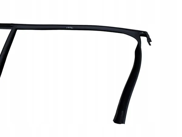 Dodge Hornet Hecktür Fensterdichtung OEM ATV116707 image 9