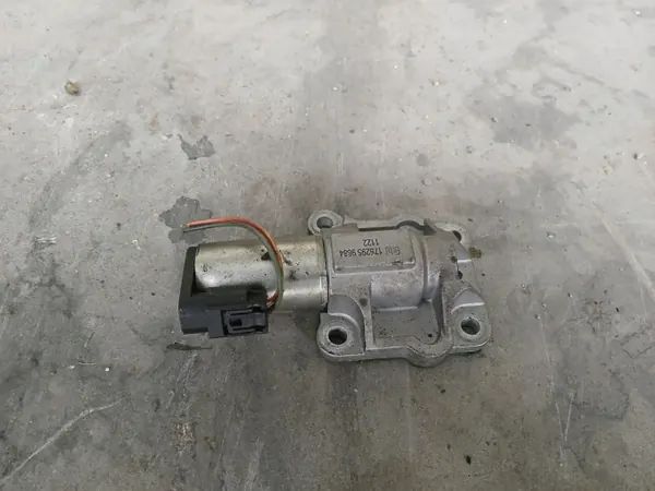 Solenoide VVT OEM 175295 para Volvo S60 2002 image 2