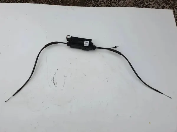 BMW F01 Käsijarrumekanismi OEM 6797789 - Käytetty image 2