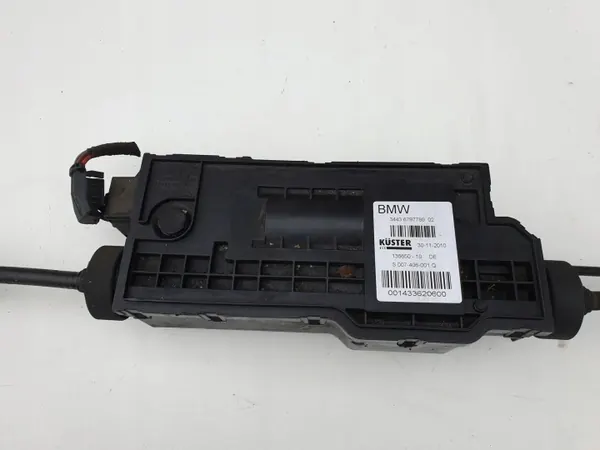 BMW F01 Käsijarrumekanismi OEM 6797789 - Käytetty image 3