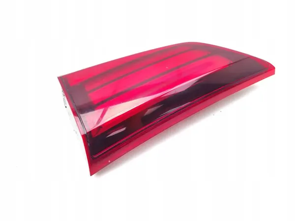 Mitsubishi Outlander Bakluckslampa Höger 2015 image 5