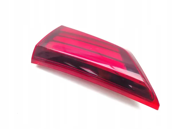 Mitsubishi Outlander Bakluckslampa Höger 2015 image 6