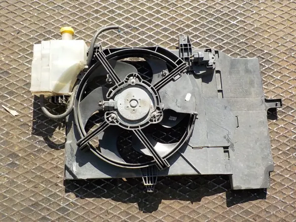 Fläkt OEM 21480AX800 för Nissan Micra K12 1.2 16V image 2