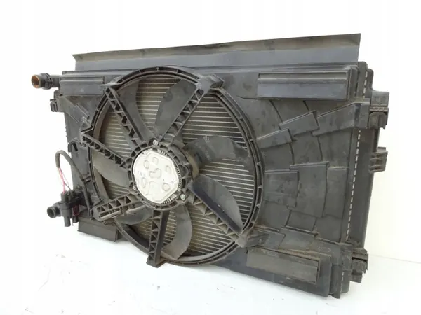 Radiateur d'eau OEM 5Q0121251GD & Ventilateur Passat B8 image 8