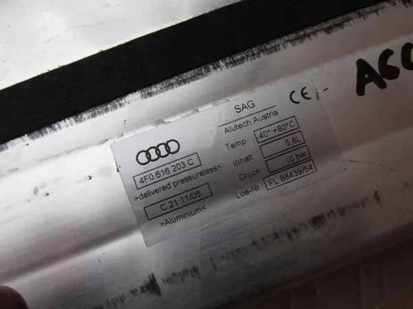 Audi A6 C6 3.0 TDI Luftfjädringstank OEM 4F0616203C image 6