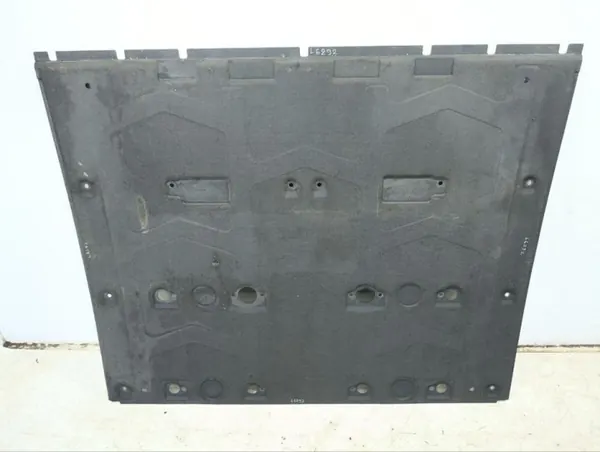 Mercedes-Benz Motorabdeckung OEM A7896840700 Gebraucht image 2