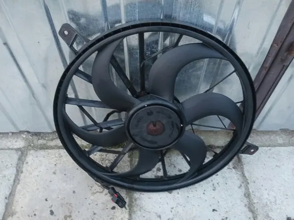 Kylfläkt Jeep Grand Cherokee WJ 4.7 52079528AB image 3