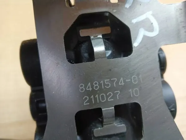 Termostaatti OEM 8481574 BMW 3-sarja G20 G30 image 4