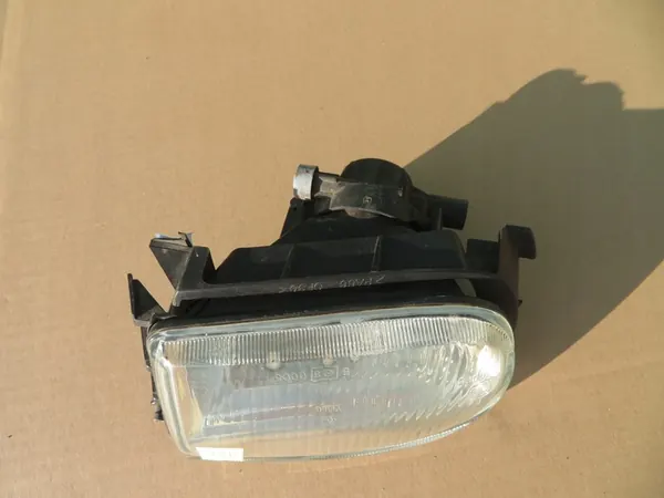 Farol de neblina Renault OE 77 01 040 681 image 3
