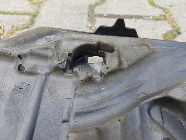 BMW X3 G01 Motorlock OEM 11148676204 image 7
