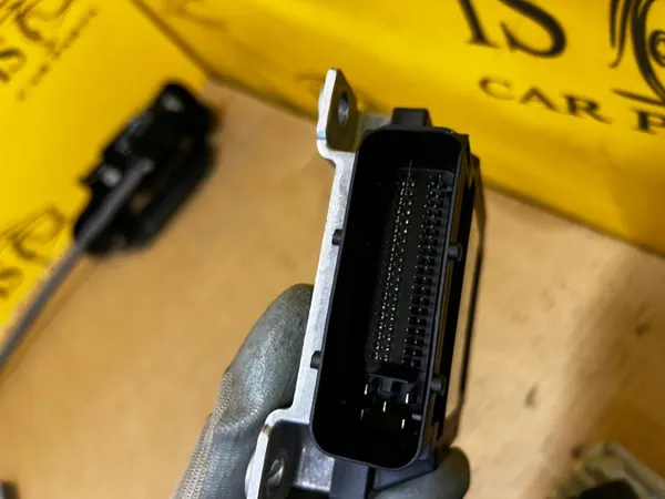 Módulo controle suspensão ar OEM 4N0907777AQ/C image 3