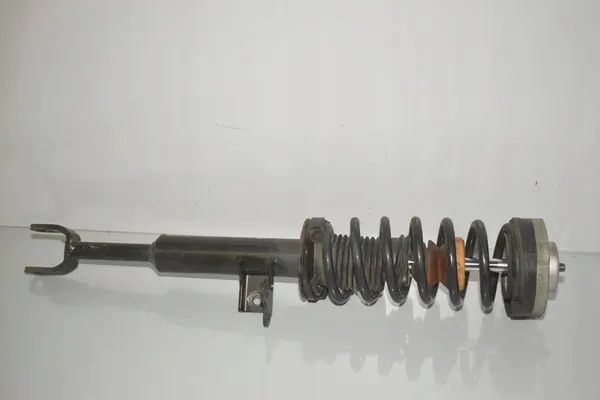 Ammortizzatore Anteriore Destro BMW 5 (F10) 3.0L Diesel image 3