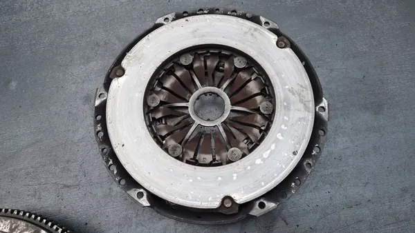 Volante Embreagem VW Golf V 2.0 SDI Caddy image 4