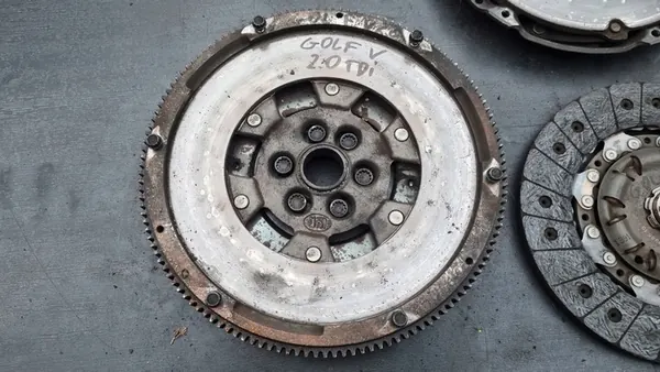 Volante Embreagem VW Golf V 2.0 SDI Caddy image 7