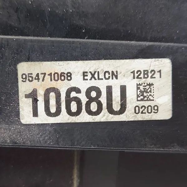 CHEVROLET CAPTIVA 2.2 CAIXA DE FUSÍVEIS 95471068 image 5