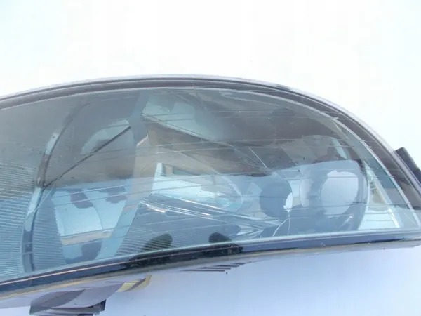 Farol de neblina esquerdo dianteiro Skoda Superb II image 4