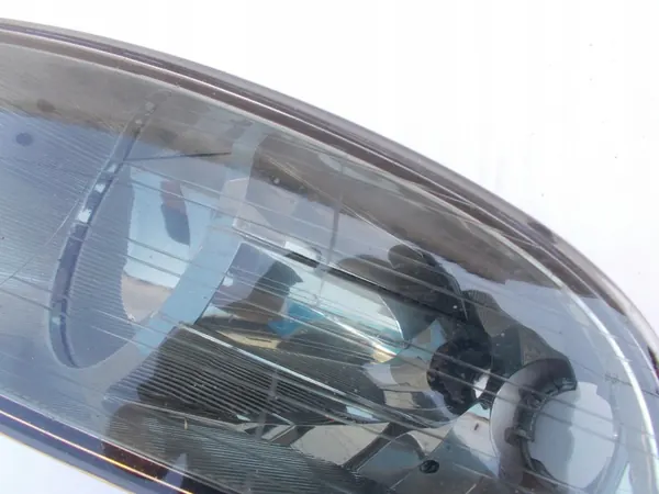 Farol de neblina esquerdo dianteiro Skoda Superb II image 5