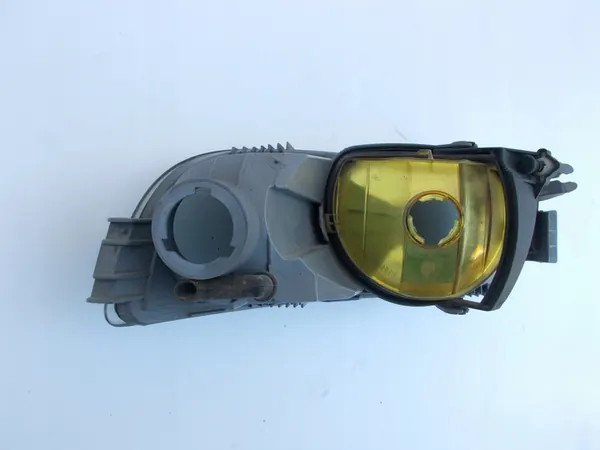 Farol de neblina esquerdo dianteiro Skoda Superb II image 9