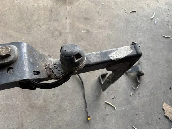 Barre de Remorquage OEM HAK HOLOWNICZY Renault Master IV image 4