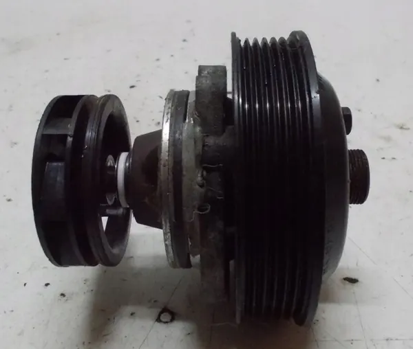 BMW E46 E439 2.2 Vattenpump 1436590 image 3