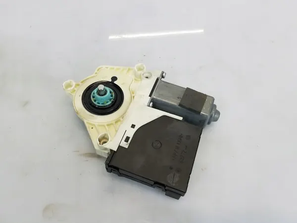 Raamliftmotor vooraan links Audi A3 8P Lift image 2