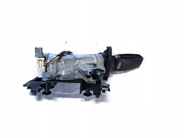 Llave de contacto Audi A1 8X OEM 1K0905851B - Usado image 2