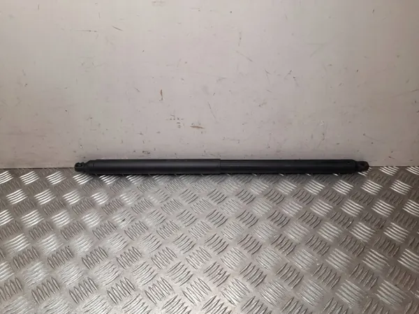 Gasveer OEM 3V9827552 voor Škoda Superb III Station image 2
