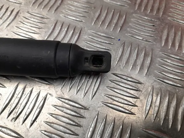 Gasveer OEM 3V9827552 voor Škoda Superb III Station image 3
