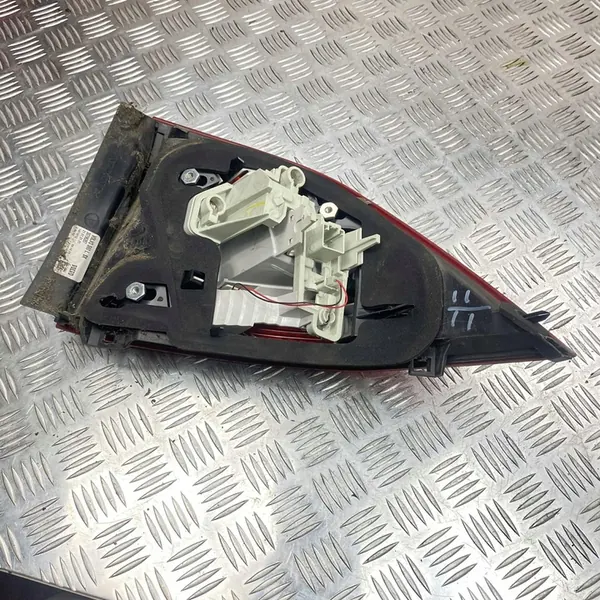 Lámpara trasera izquierda Volvo S60 II 30796267 image 4