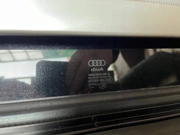 Toit Panorama Audi A8 D4 OEM 4H4959591 - Occasion image 6