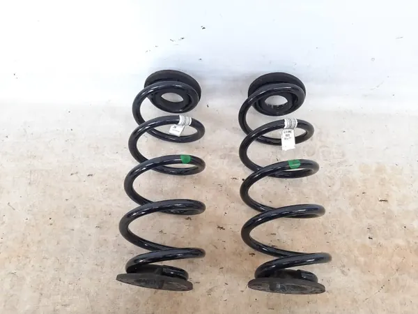 Hinterachsfedern OEM 32246199 für Volvo XC40 image 2